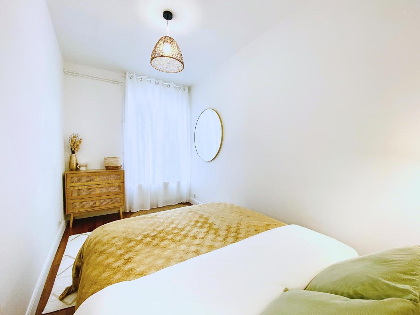 Le Subtil - Best Keys - Elegance & Confort - 2 Chambres Separees - Lit Queen Size - Smart Tv Netflix - Entre Gare & Centre Ville - A 1H De Paris - Wifi Fibre - Check-In Autonome Sens Luaran gambar