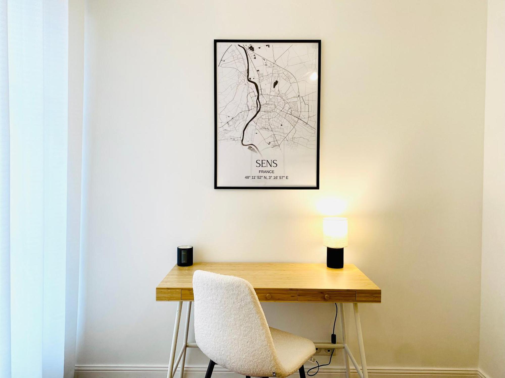 Le Subtil - Best Keys - Elegance & Confort - 2 Chambres Separees - Lit Queen Size - Smart Tv Netflix - Entre Gare & Centre Ville - A 1H De Paris - Wifi Fibre - Check-In Autonome Sens Luaran gambar